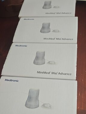 Medtronic Minimed MIO Adbance 4 Full Boxes !